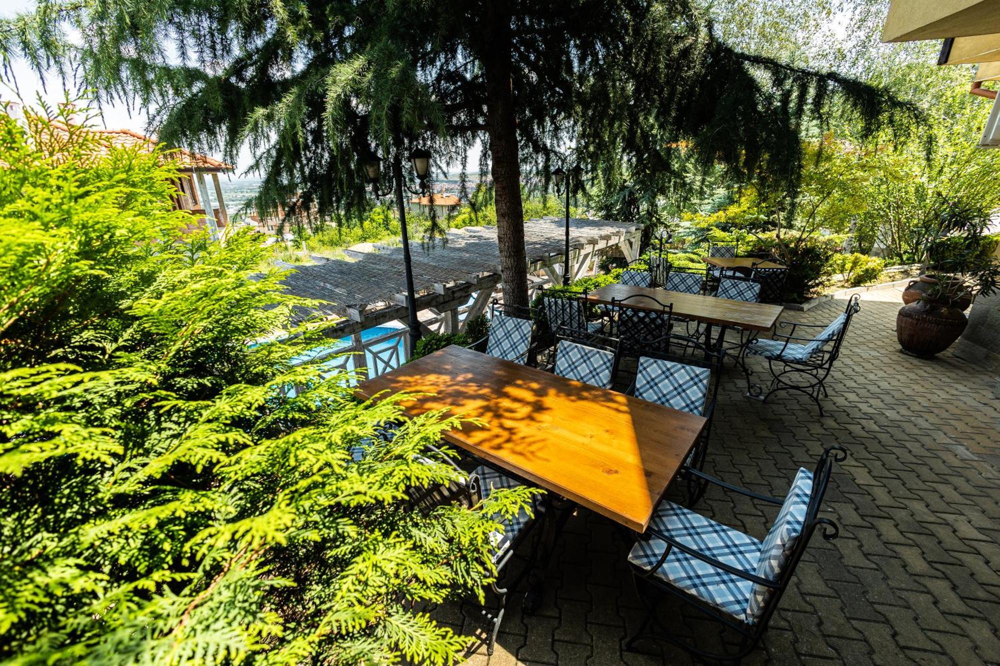 Chiflika Family Hotel Asenovgrad Bagian luar foto